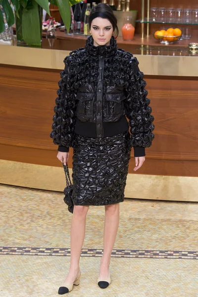 Look 5